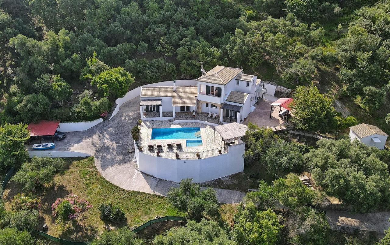 Villa Boukari Chlomos Exteriér fotografie
